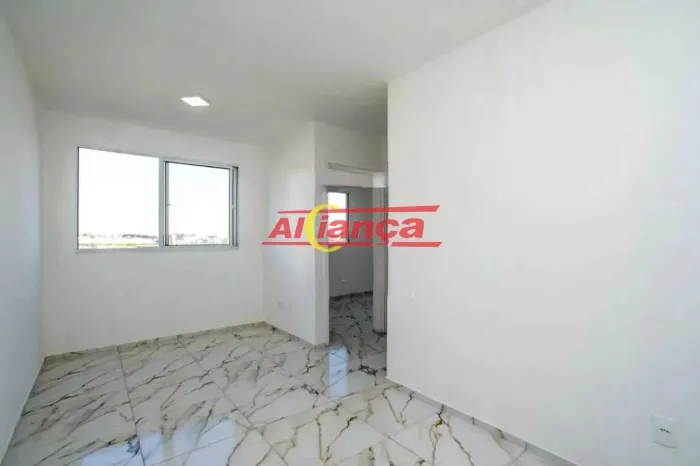 Apartamento 42m², com 2 quartos à locação no Vila Nova Bonsucesso