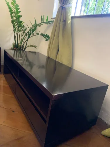 Rack de TV com 2 gavetas