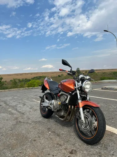 CB600F Hornet 2007 - troco por carro