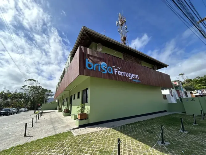 Loft no Brisa Ferrugem apenas uma quadra Praia da Ferrugem e Bar do Zado
