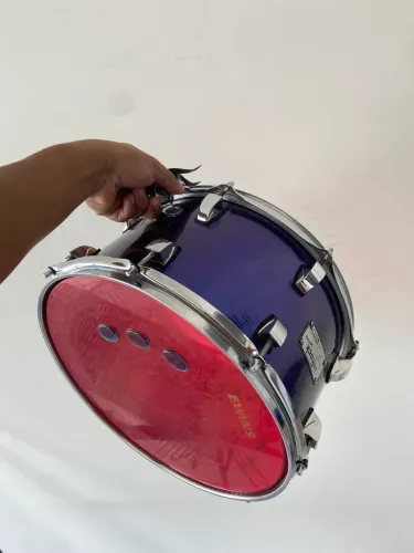 Vendo caixa odery em perfeito estado