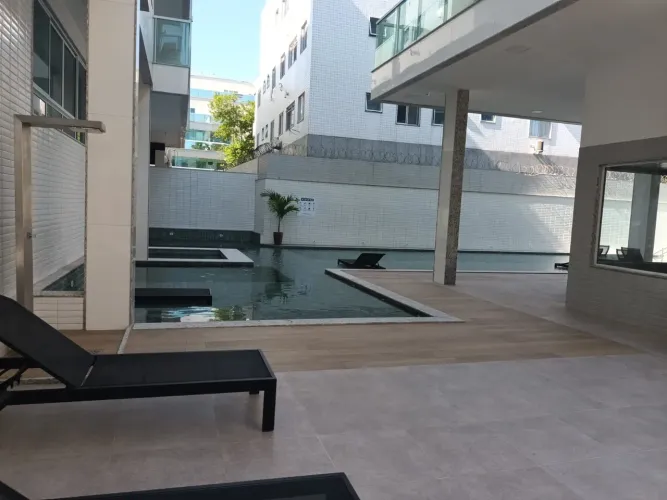 Alugo apartamento de 2 quartos em condomínio fechado