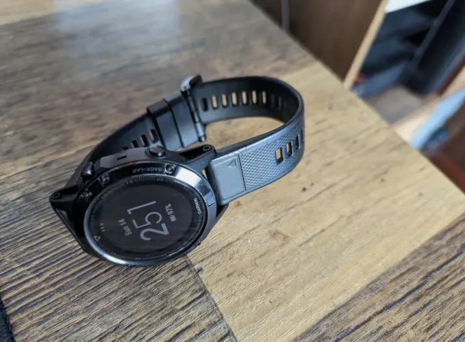 Garmin Fenix 5 Safira