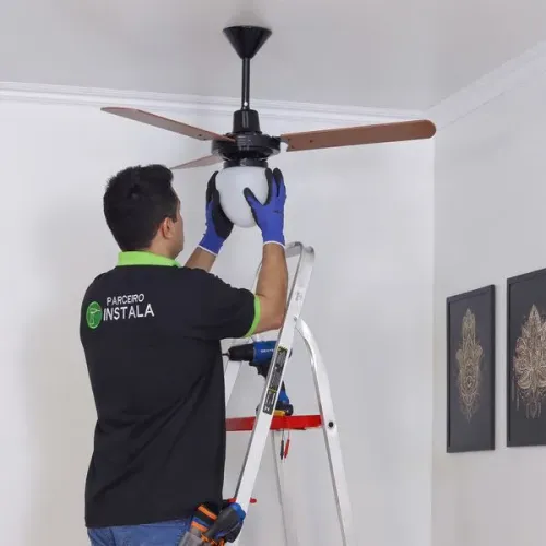 Instalação de Ventilador de Teto e Parede