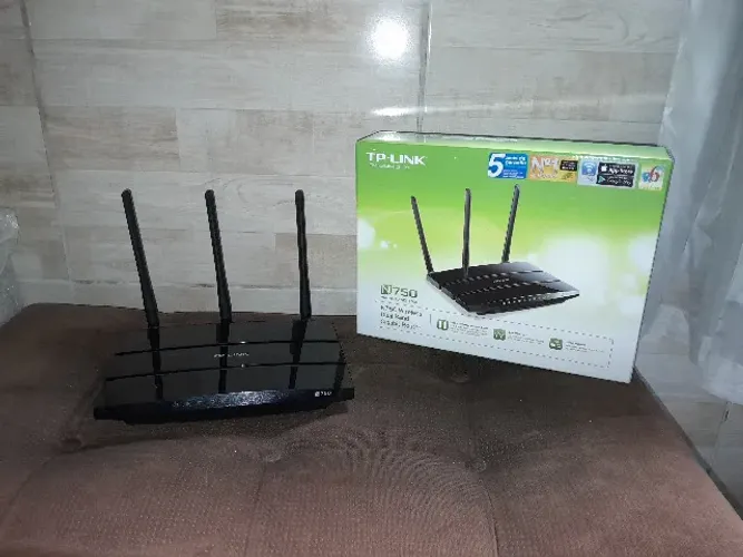 Roteador Wireless  TPLINK  TL-WDR 4300 N-750