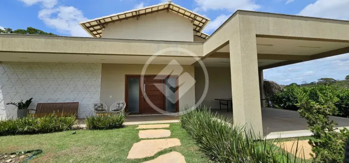 Casa Alto Padrão - Condomínio Canto da Siriema codigo: 104581