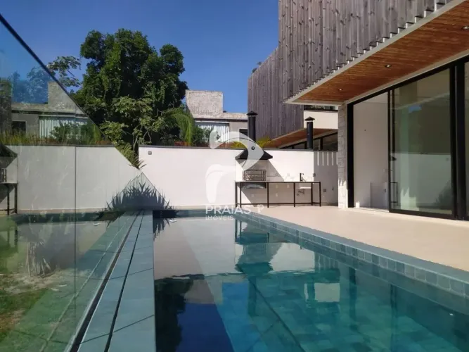 Casa em condomínio à venda na Riviera de São Lourenço