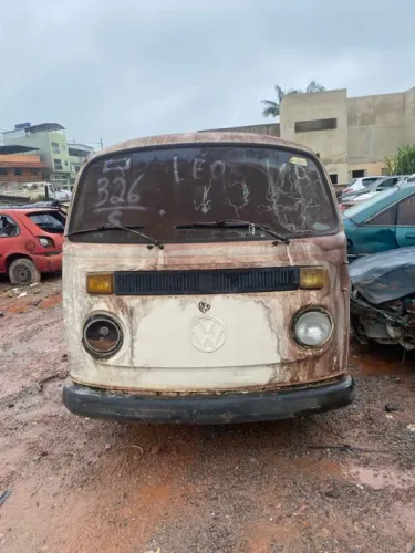 Kombi 1996 sucata