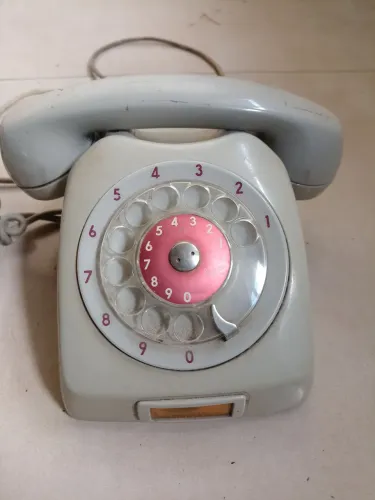 Telefone antigo Ericsson de disco - peça original vintage - funcionando para atendimento