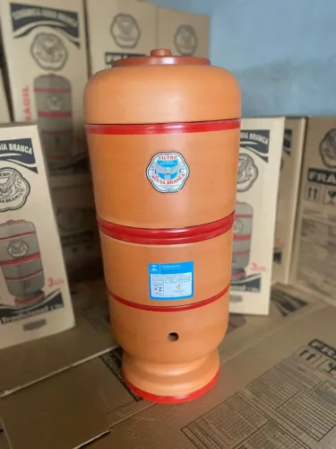 Filtro de barro água 6 litros em cada recipiente 