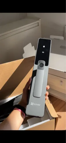 Fechadura eletrônica/digital Ezviz DL05 Wi-Fi BT inteligente código senha tag