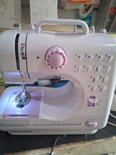 Máquina de Costura SM-505A - Zerada (Sem Uso!)