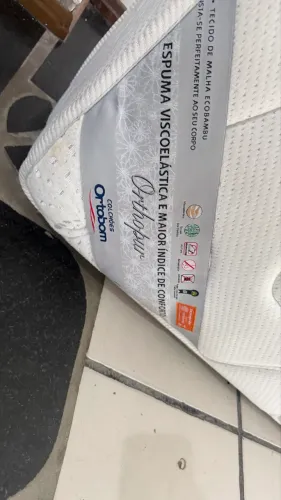 SOMENTE HOJE! Base + Colchão Queen Orthobom Orthopur + Base Box | Usado (sem rasgos)