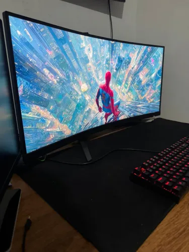 Monitor gamer curvo AOC 34
