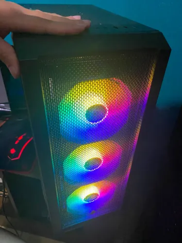 Computador Gamer Mancer 444 GB Usado poucas vezes