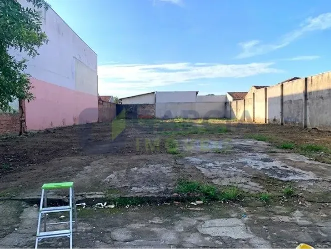 erreno à venda na Avenida Faria Lobato - Bairro Sarandi | Porto Alegre