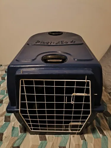 Caixa de Transporte Cães Grande/Médio Porte Plast-Kão Nº 4 Completa com Parafusos