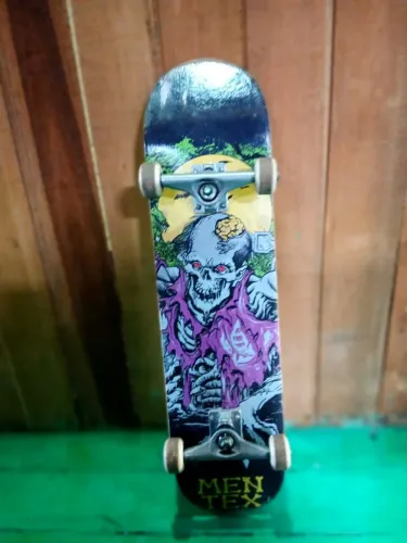 Skate em ótimo estado 