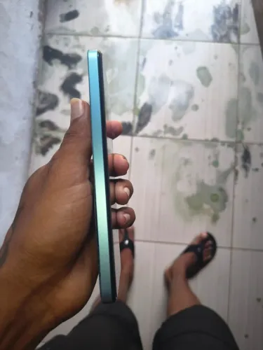 Vendo celular redmi 14 em ótimo estado de conservação, 700$