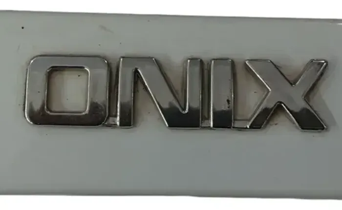 Friso Lateral Direito Chevrolet Onix 1.0 Automático 2020 2021 Branco