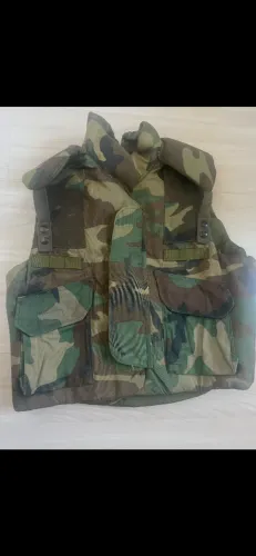 Colete Flak vest PASGT tamanho M Guerra fria Granada Panama Golfo US ARMY USMC woodland
