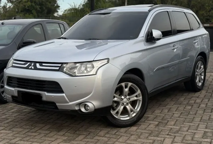 Mitsubishi Outlander 2.0 16V 160cv Aut. 2015