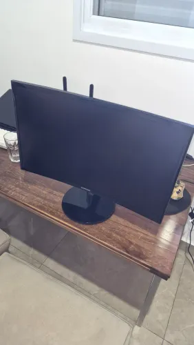 Monitor Samsung 27' - Curvo
