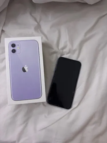 Celular iPhone 11