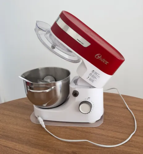 Batedeira planetária oster - 750w - 220v