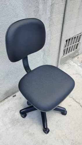 Cadeira giratória secretária seminovas