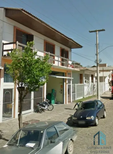 (PERMUTA) Imóvel comercial/residencial, próximo do centro, 05 quartos c/suíte em Flores da