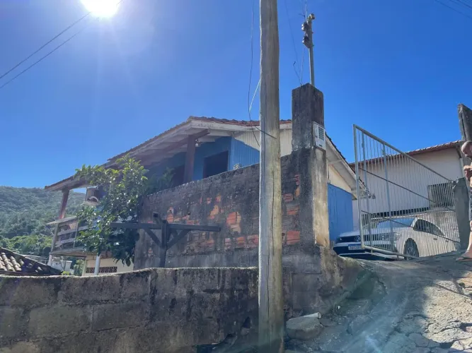 Casa - Escritura pública Costeira Pirajubaé