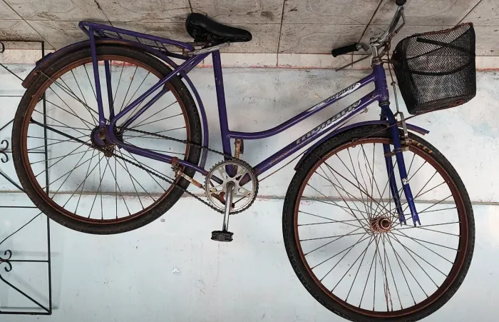 Vendo bicicleta Monark cestinha usada