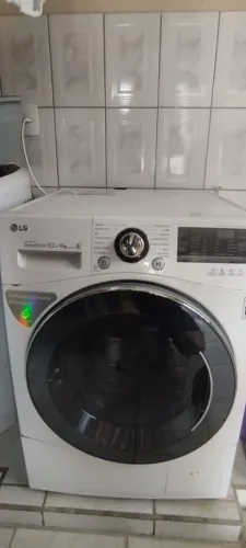 Máquina de lavar roupas (lava e seca LG)Máquina está funcionando. com problemas na placa