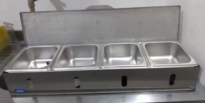 Vendo condimenteira refrigerada