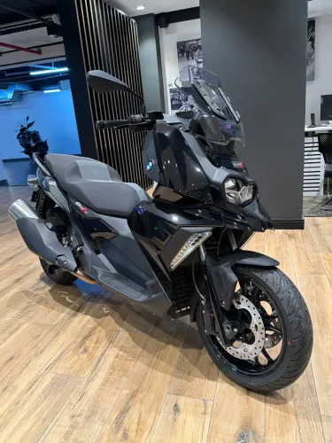 Scooter BMW C 400 X R$ 61.900 