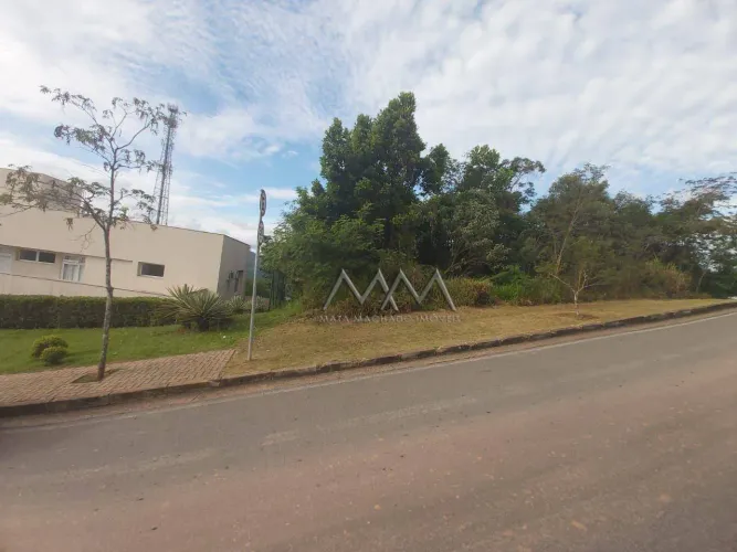 Lote à venda no condomínio Quintas do Sol