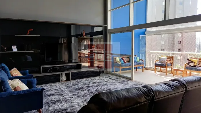 Apartamento de luxo na Vila Suzana, São Paulo-SP: 4 quartos, 4 suítes, 1 sala, 4 banheiros