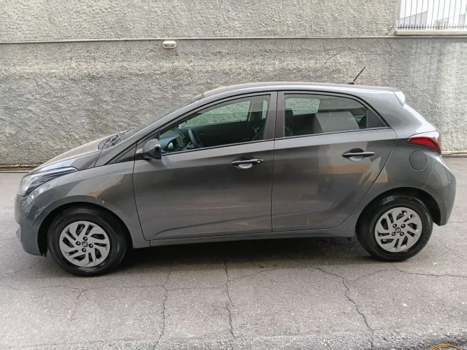 Hyundai HB20 Unique 1.0 Flex 12V Mec. 2019