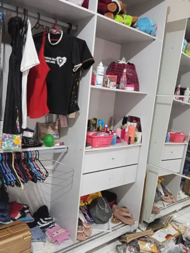 vendo guarda roupa usado