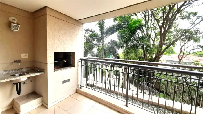 Apartamento para alugar com 3 quartos, sendo 1 suíte, no condomínio Adagio, São Paulo - SP