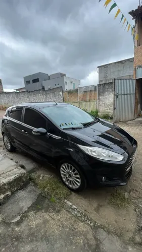 Ford Fiesta Titanium 1.6 16V Flex Mec. 2017