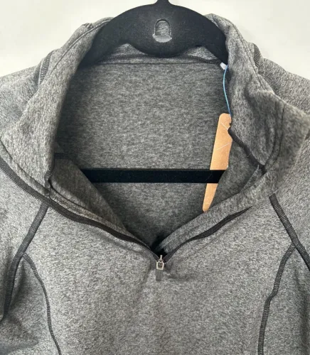 Casaco Track & Field novo