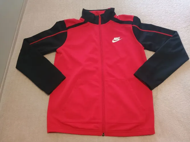 Conjunto Nike infantil tamanho m