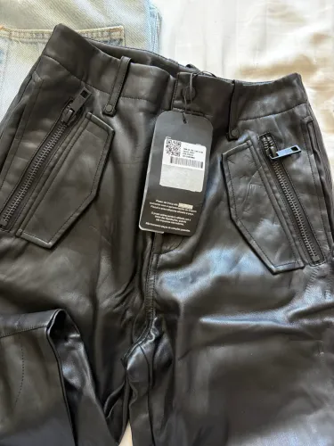 Calça John John