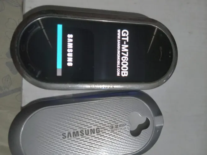 Celular Samsung GT-M7600B Beat DJ (Usado)
