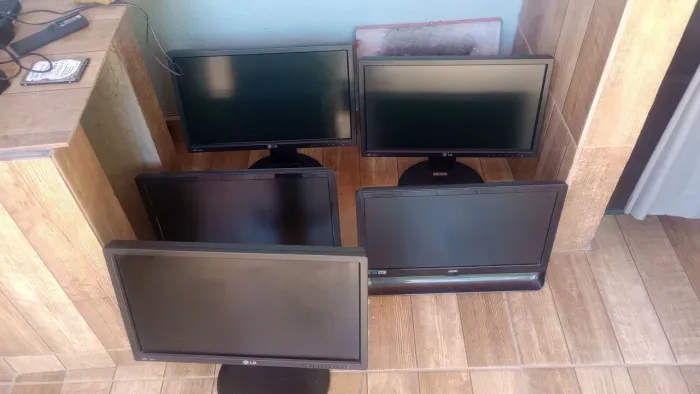 Lote ( 5 monitor) 