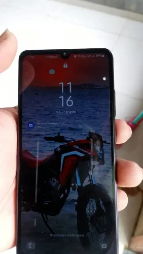 A32 4gb RAM 128gb 