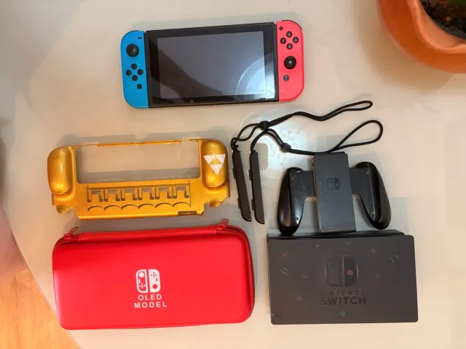 Nintendo Switch V2 Completo + Acessórios + MicroSD 128GB