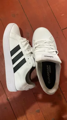 tênis adidas